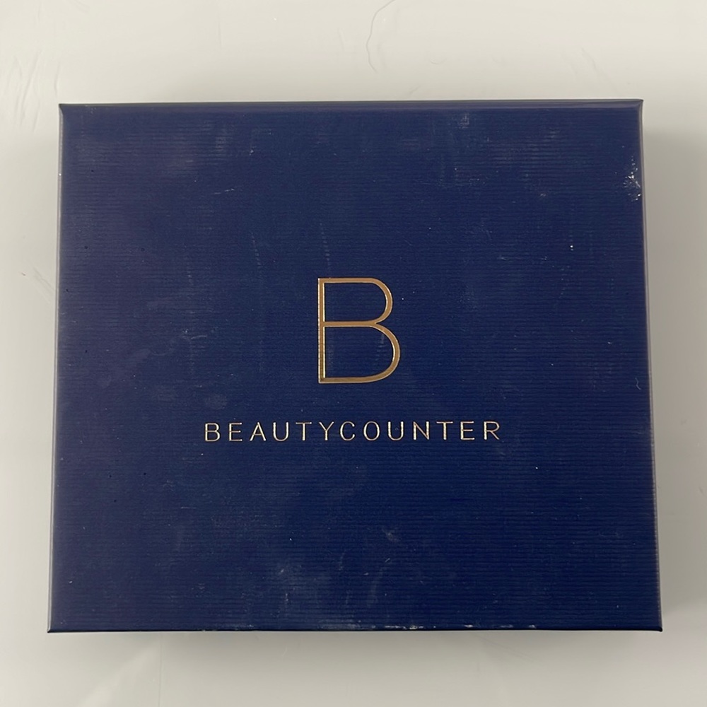 Beautycounter Eyeshadow Palette - Romantic